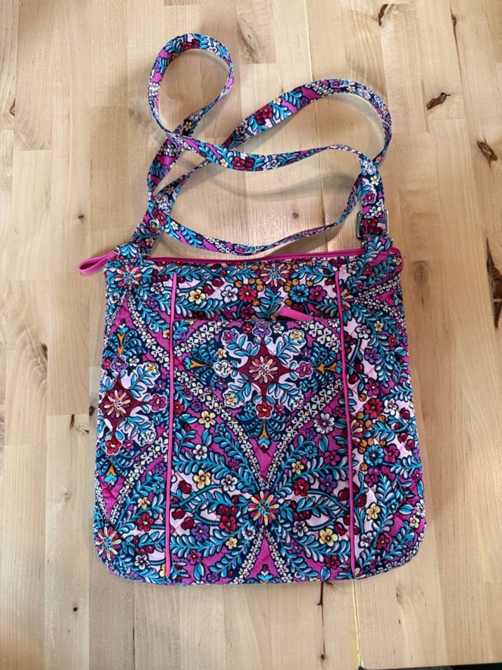 Ver Bradley Kaleidoscope Hipster Crossbody Purse